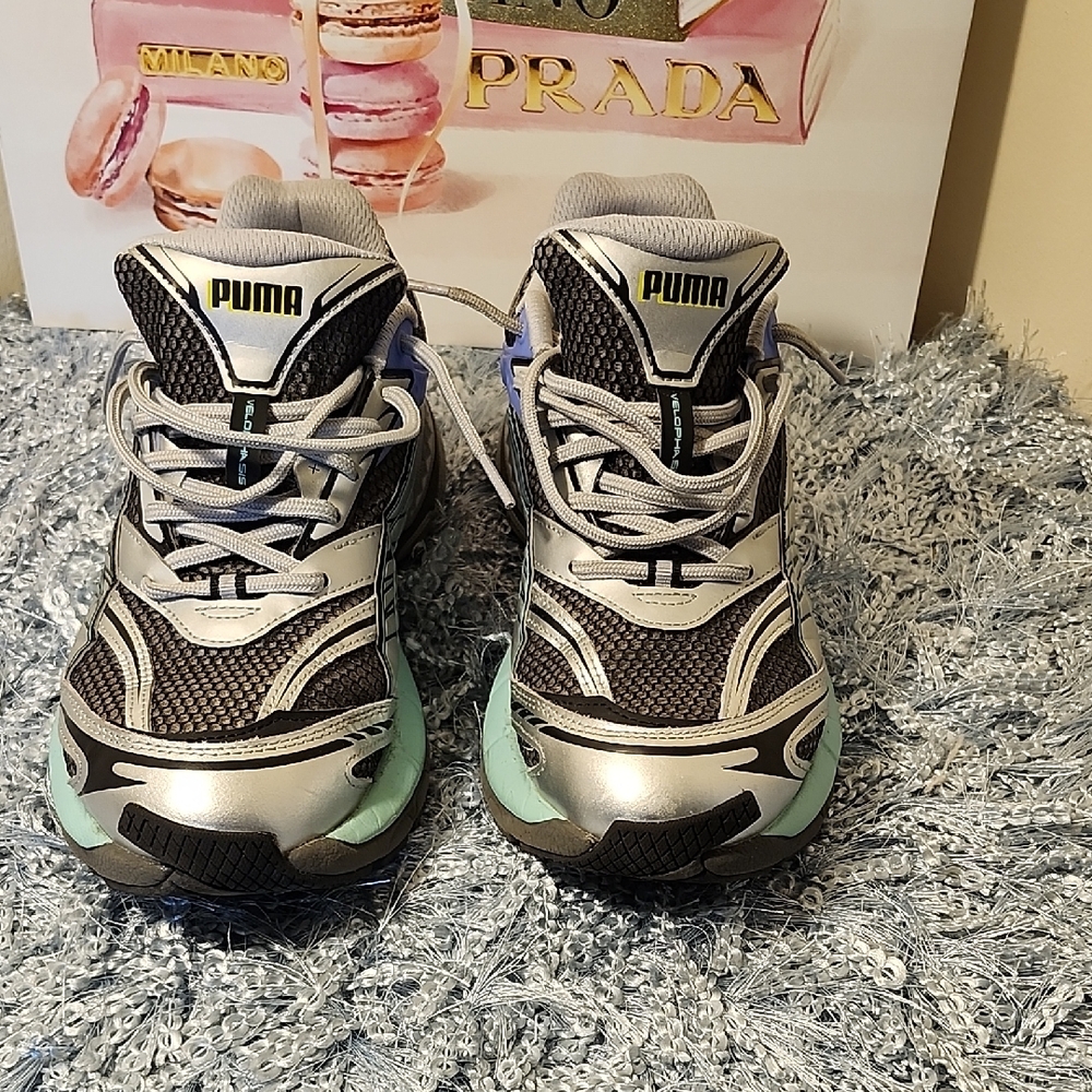PUMA VELOPHASIS SNEAKERS